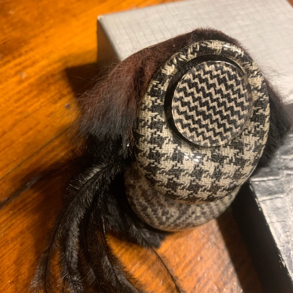 vintage brooch with feather - Picture 3 of 7